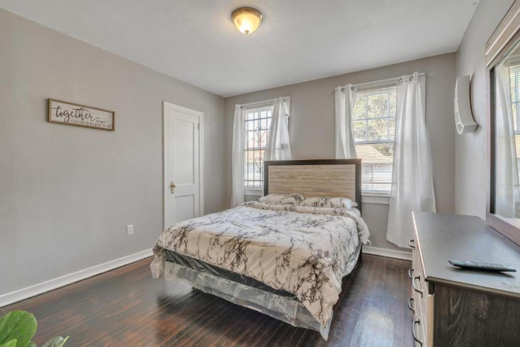 Comfy Pet Friendly Home In Jacksonville Mins To Downtown'S Buitenkant foto
